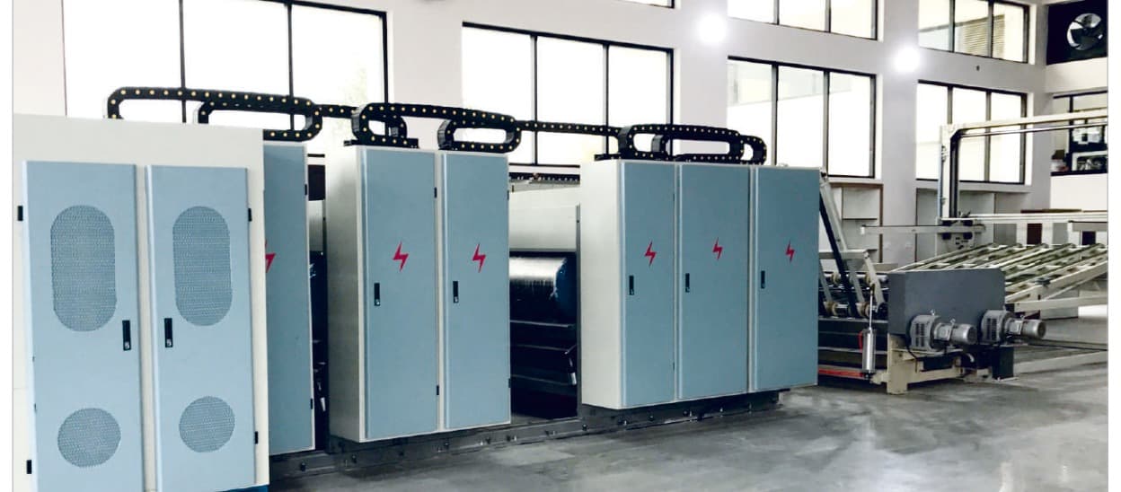 4 Colour fully automatic printing machine in operation